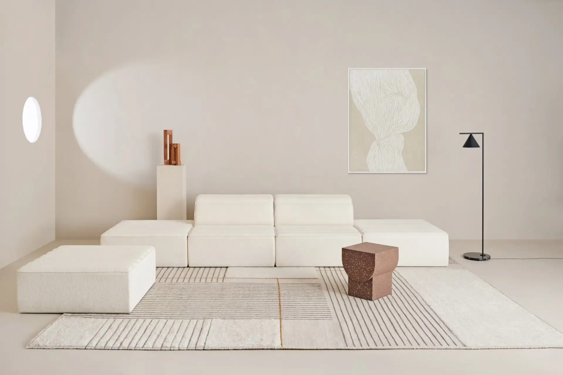 Tappeto Amini in living contemporaneo con divano modulare